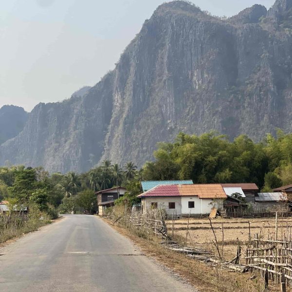 backpacking laos