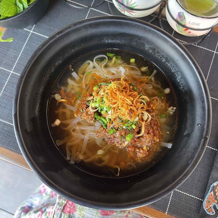 laos travel food